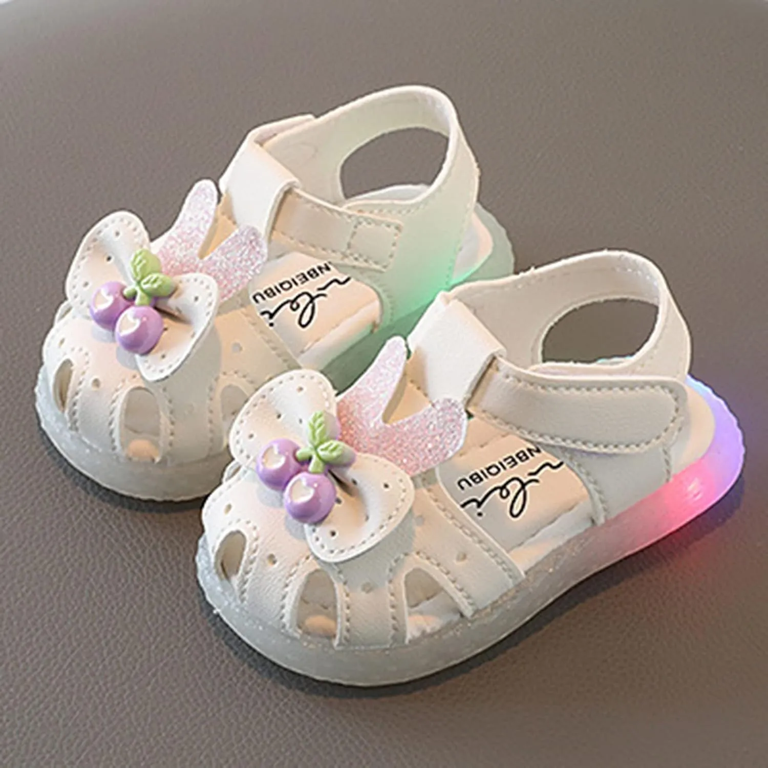 2025 Children Girls Light Up Leg Closed Toe Sandals Shoes Flat Comfortable Soft Soft Sole Baotou Walking Sandals