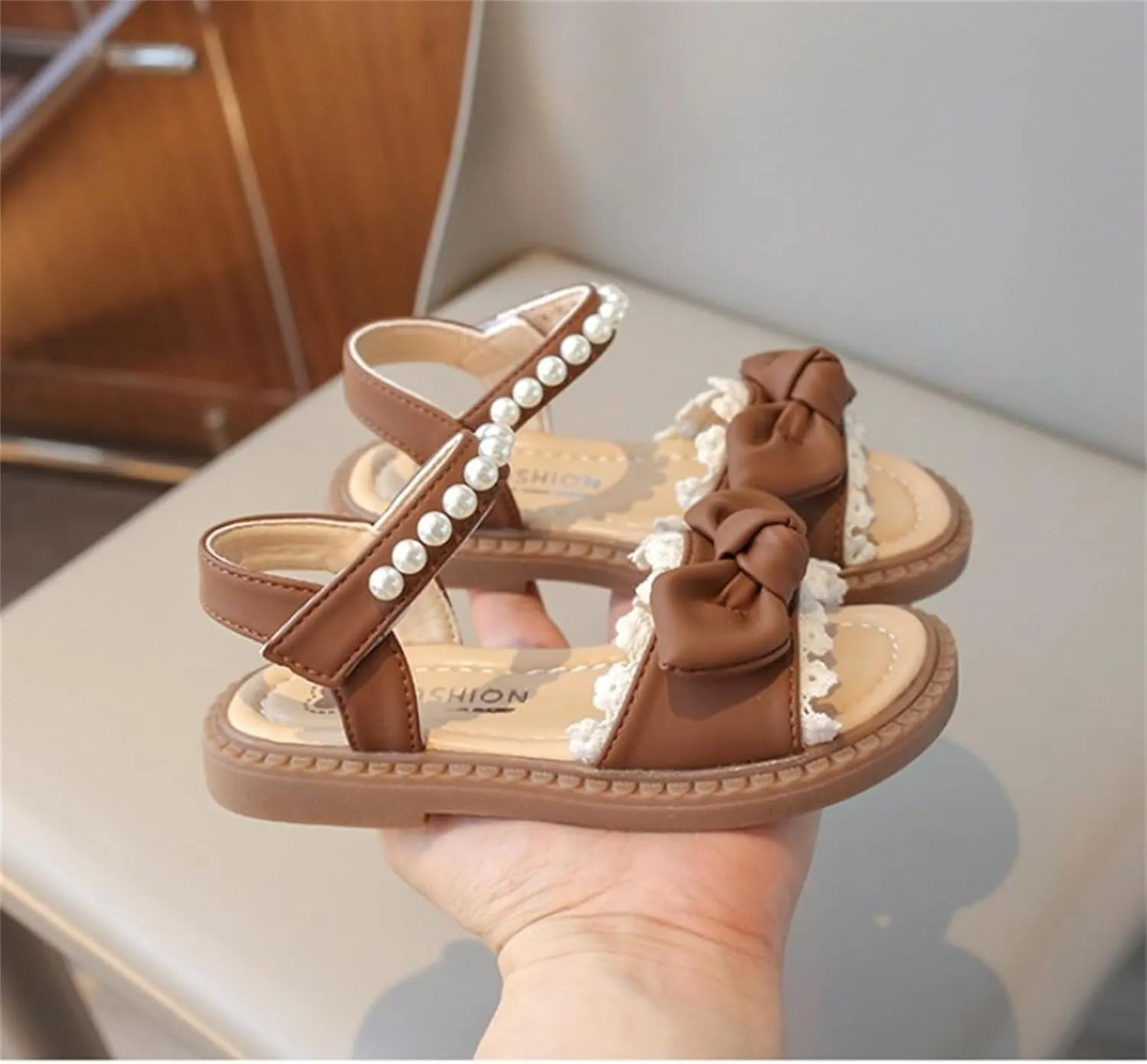 Baby Girls Shoes Toddler Girls Fashion Summer Bow Pearl Soft Sole Flat Shoes Leather Soft Closed Toe Comfort Sandals