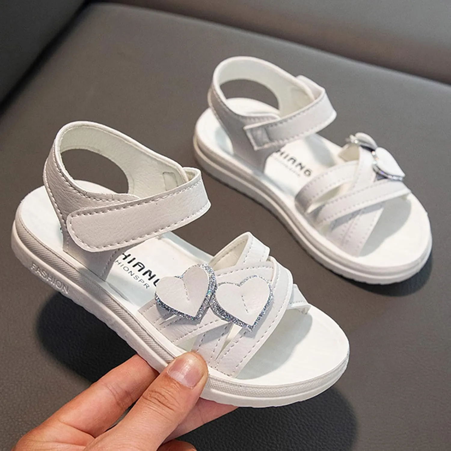 Children Shoes Fashion Love Decorative Thick Sole Sandals Soft Sole Comfortable Princess Sandals Toddler Size 6