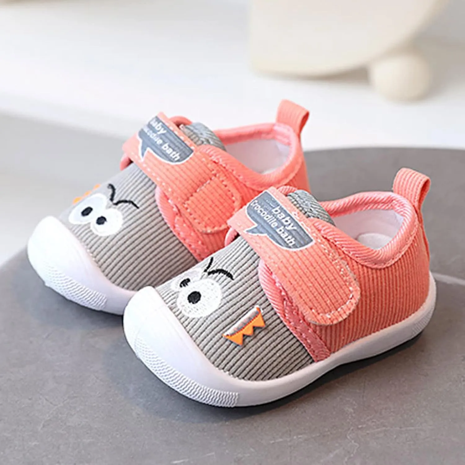 JINCAIHONG Baby Walking Shoes Boys Girls Breathable Barefoot Sneakers Lightweight Non Slip Footwear for Infants