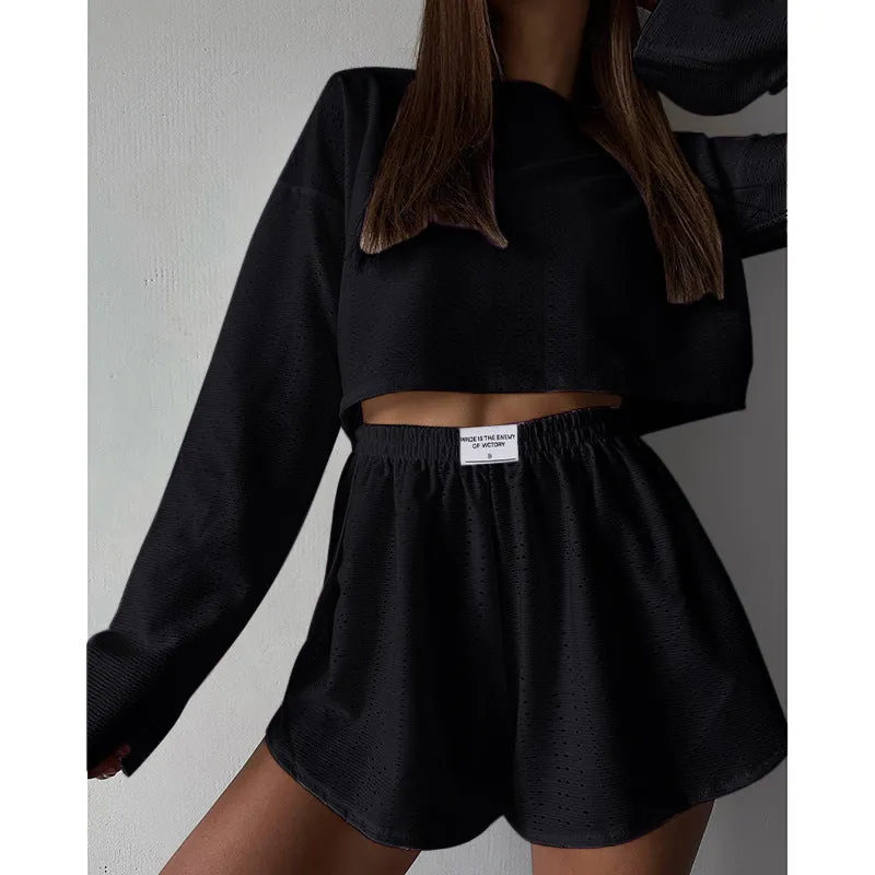 Melanie  Lssiger Anzug mit lockeren Rundhalsausschnitt-Top und elastischen Shorts