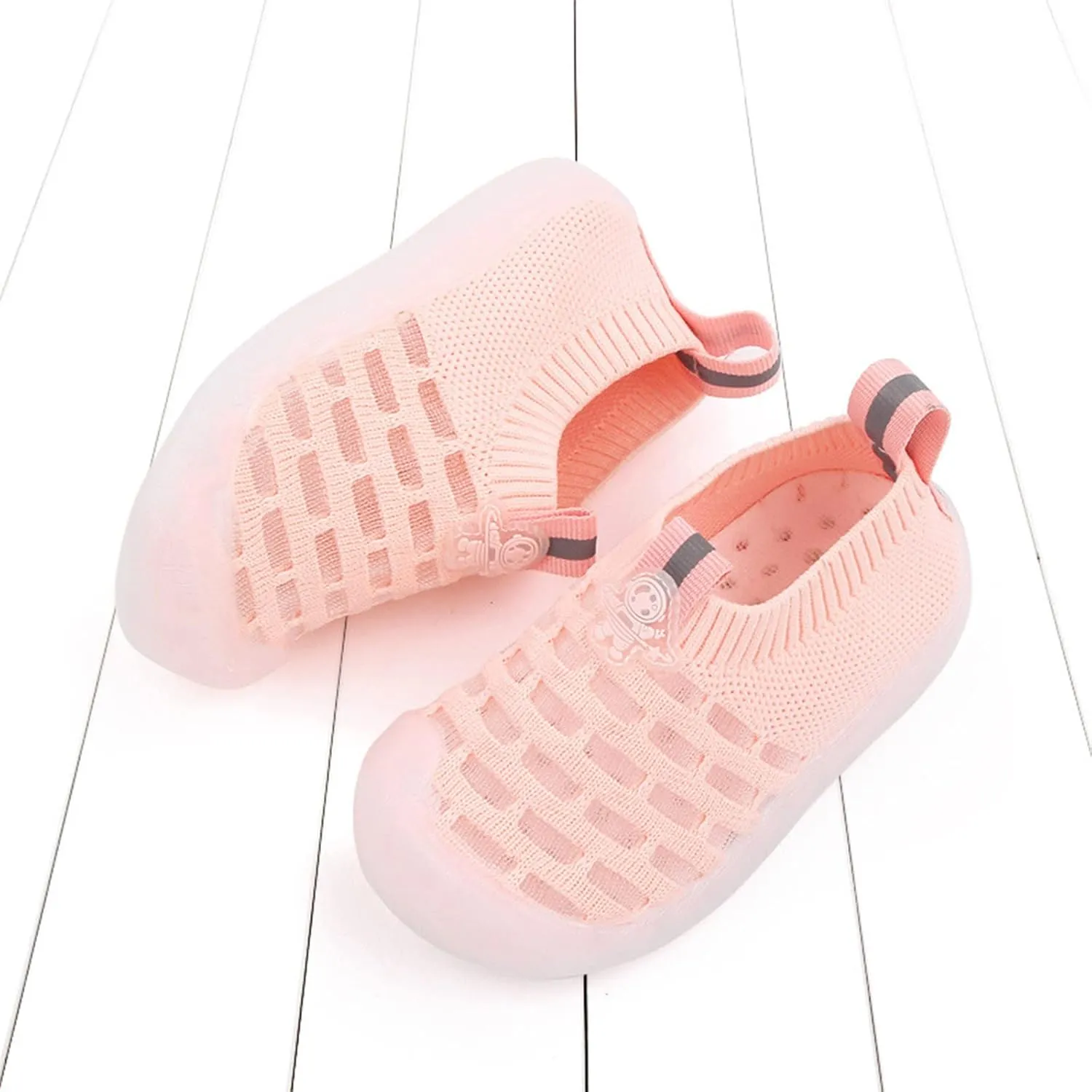 Spring and Summer Children Toddlers Boys and Girls Sports Shoes Flat Bottom Soft Fly Woven Mesh Breathable Comfortable Slip On Solid Casual Baby Girl Running Shoes