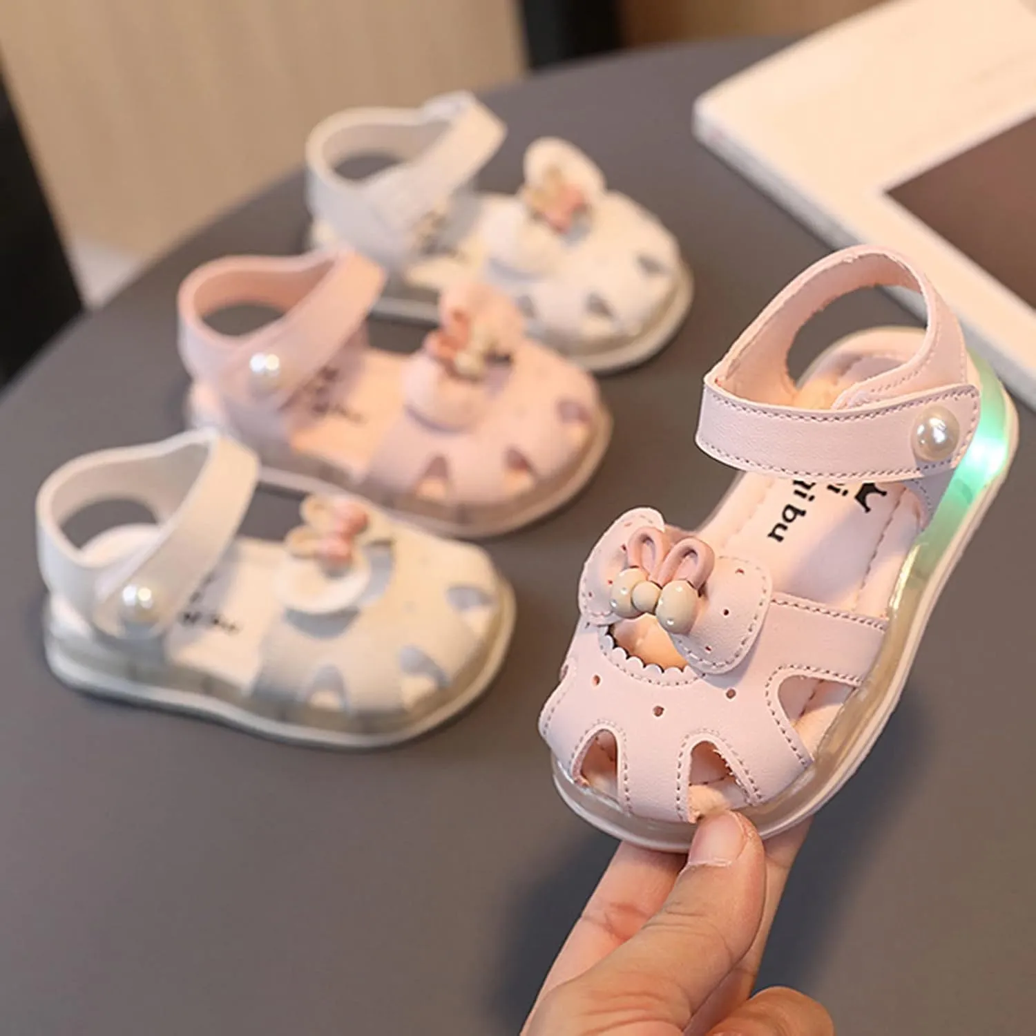 Toddler Baby Kid Girl Boy Sandals Anti Slip Soft Sole Sandals Lightweight Flat Shoes Summer (White, 9.5 Toddler)